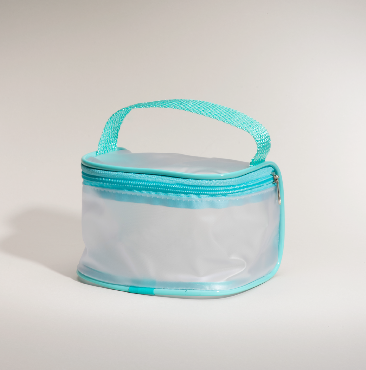 Necessaires
